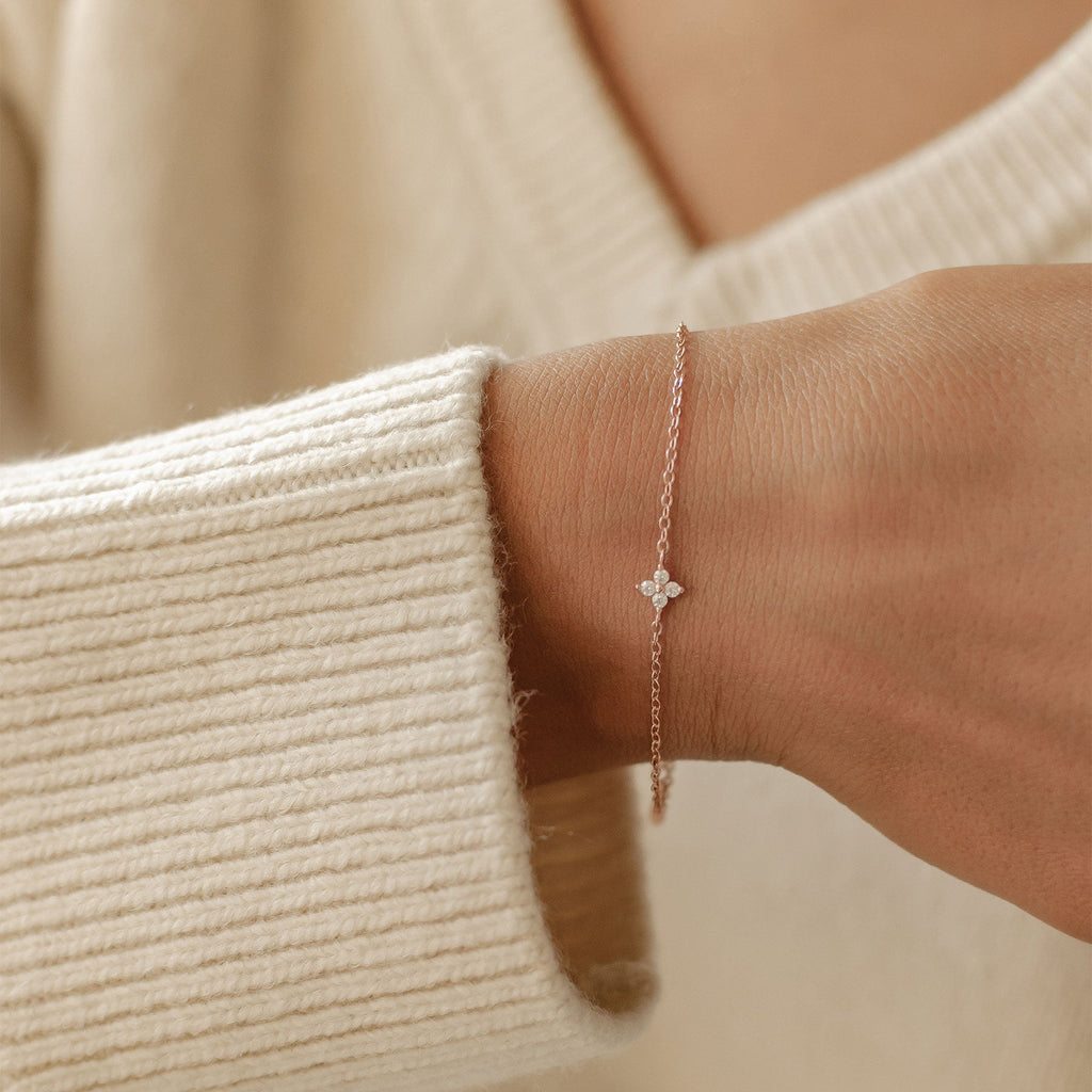 Daisy Pendant Chain Bracelet Sterling Silver Gold