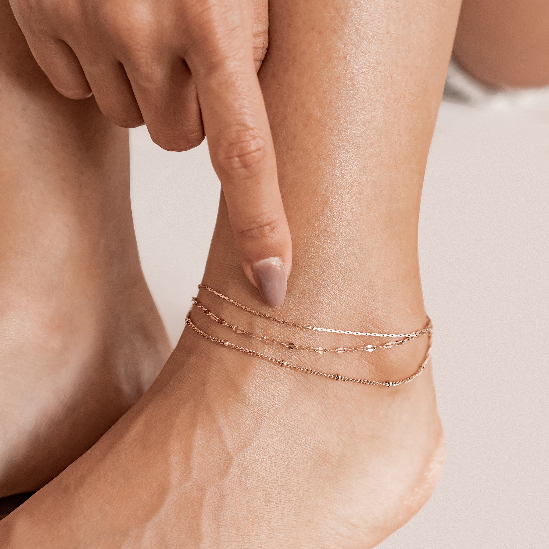 Delicate Trio Chain Anklet – Waterproof