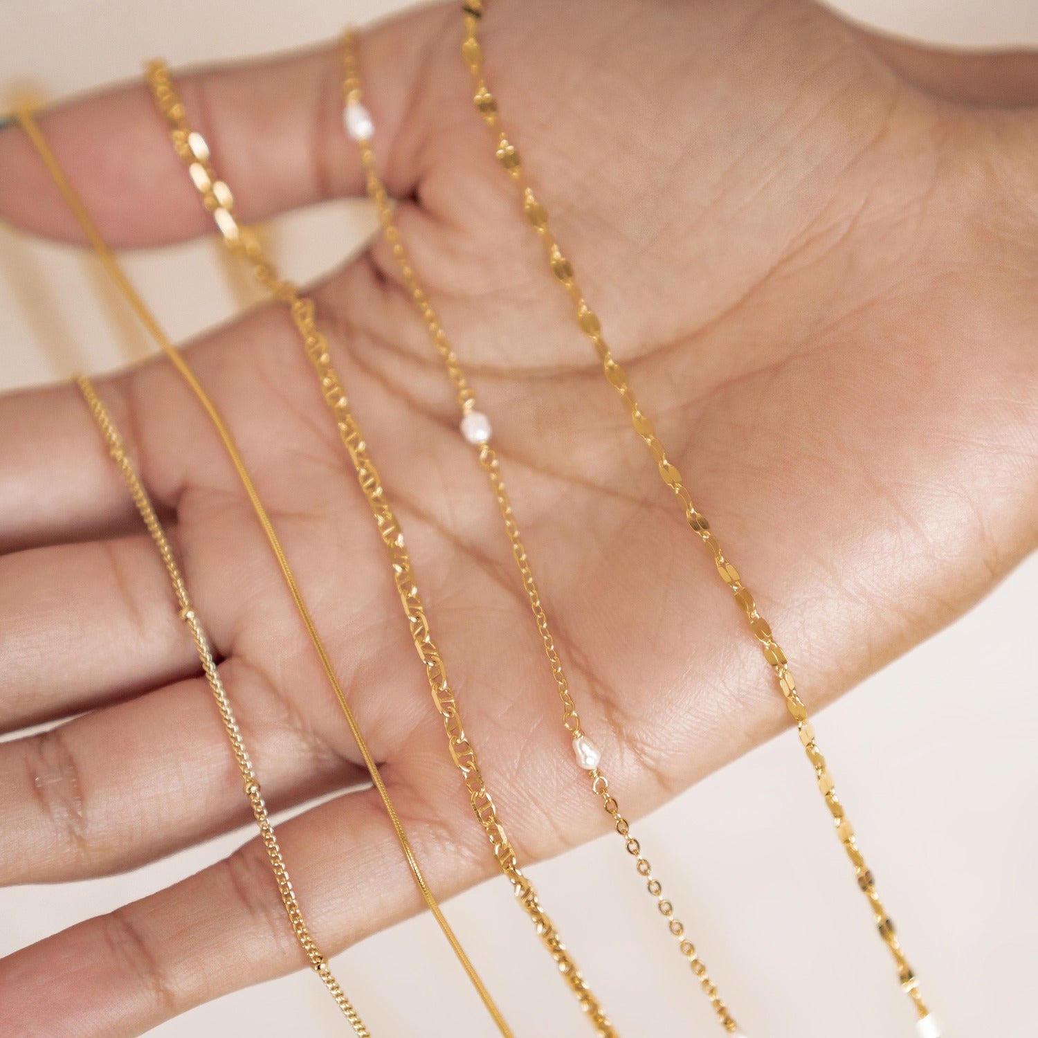 Flattened Rolo Chain Necklace Gold