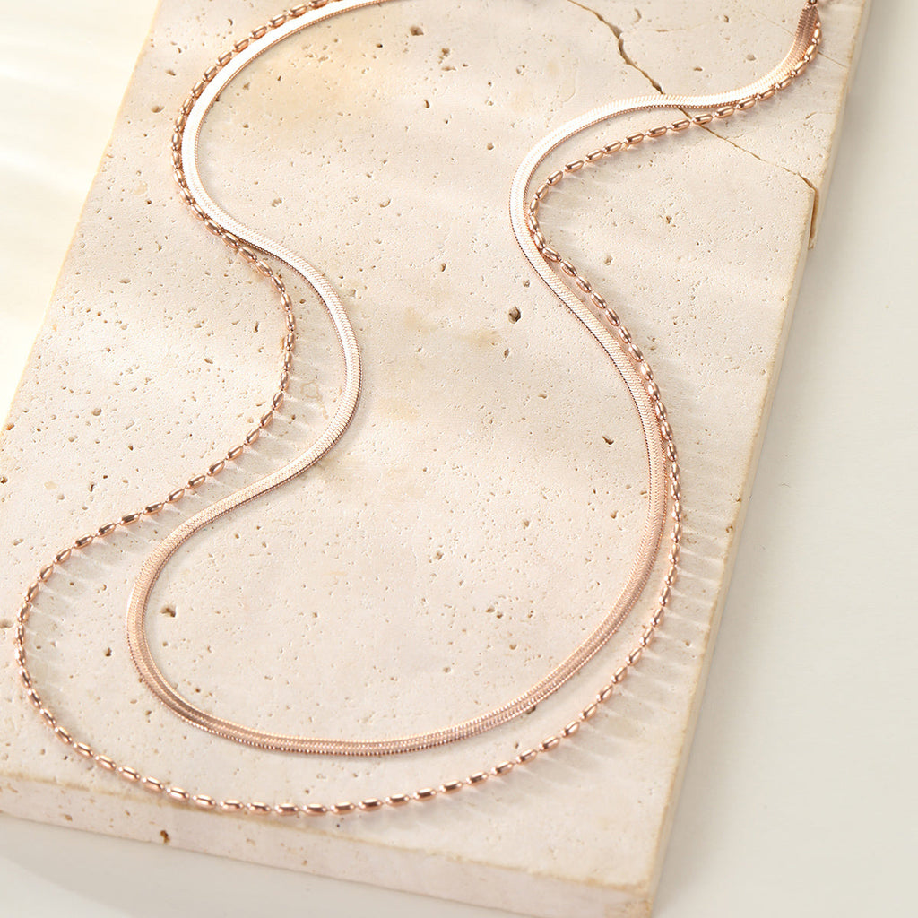 Layered Oval & Snake Chain Necklace Waterproof