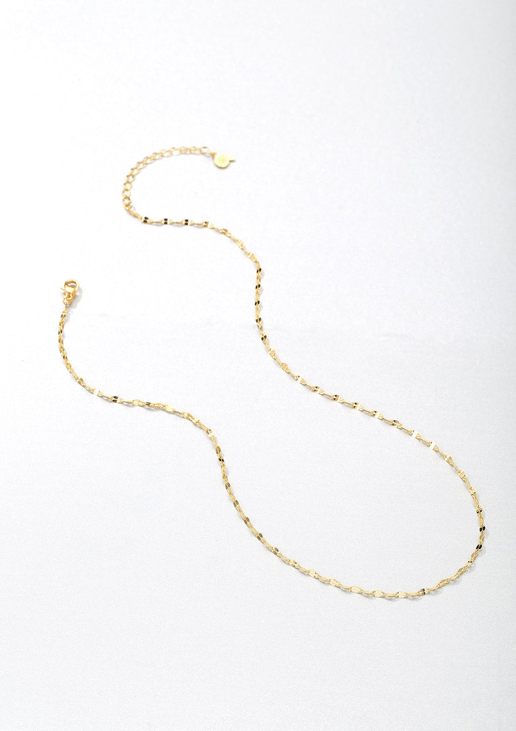 Flattened Rolo Chain Necklace Gold
