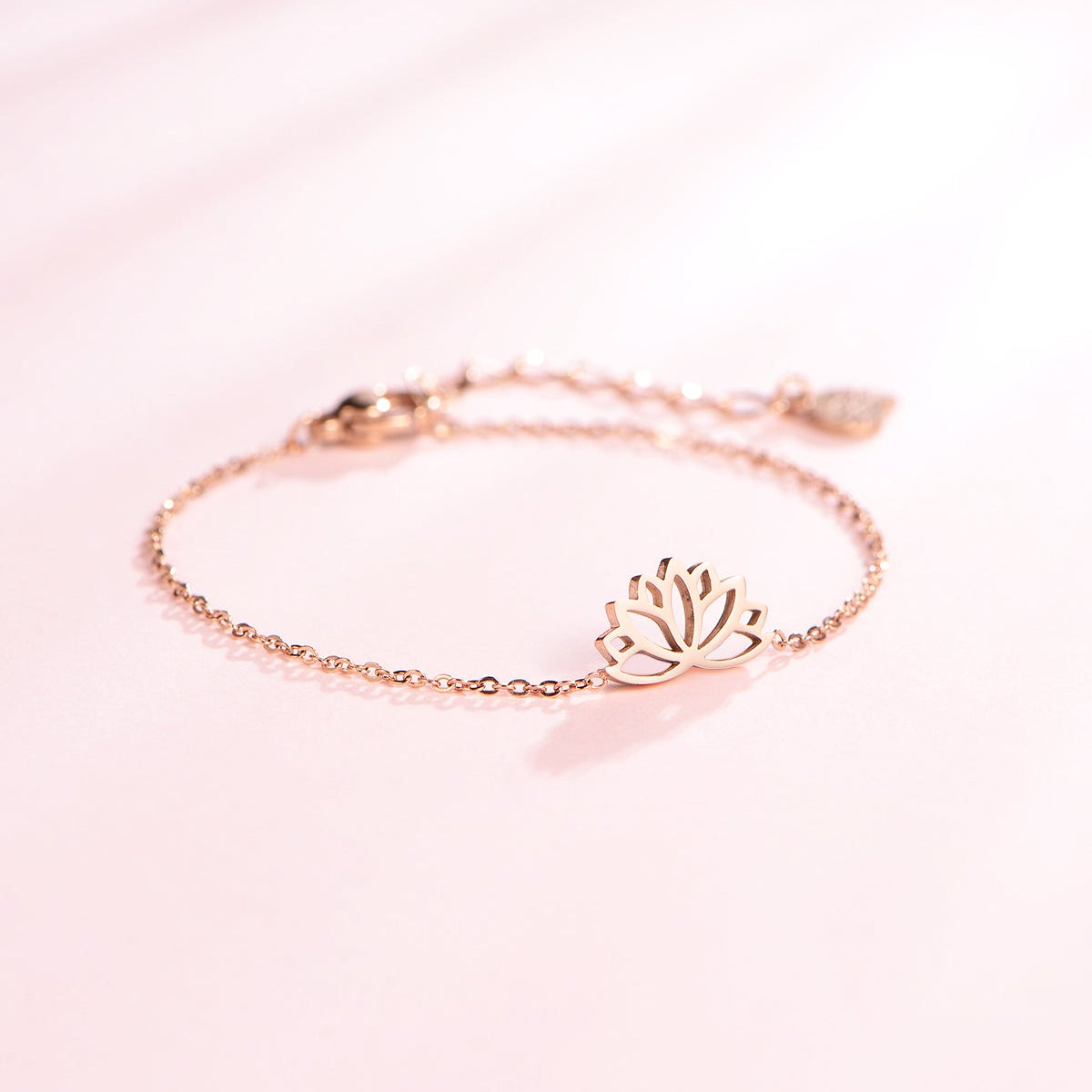 Lotus Bracelet Rose Gold