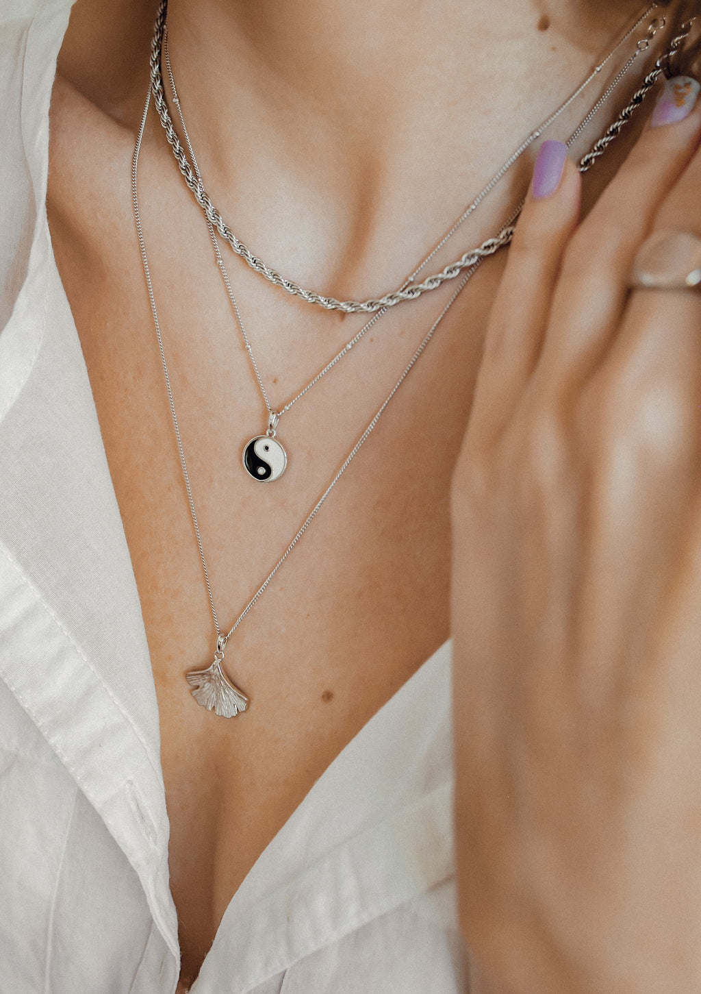 Thin Twist Chain Necklace Silver