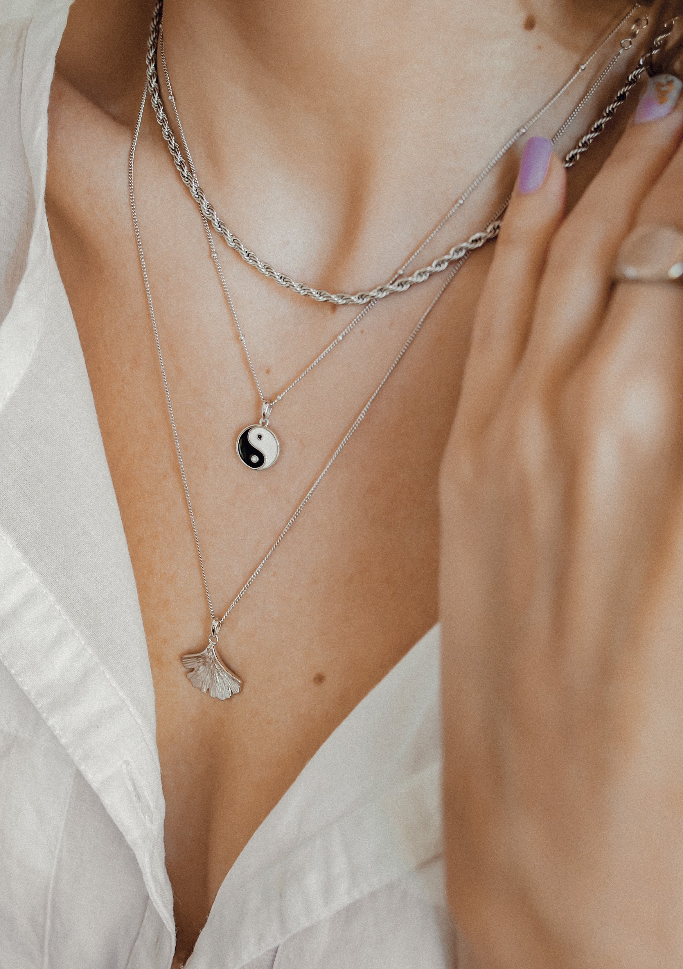 Thin Twist Chain Necklace Silver